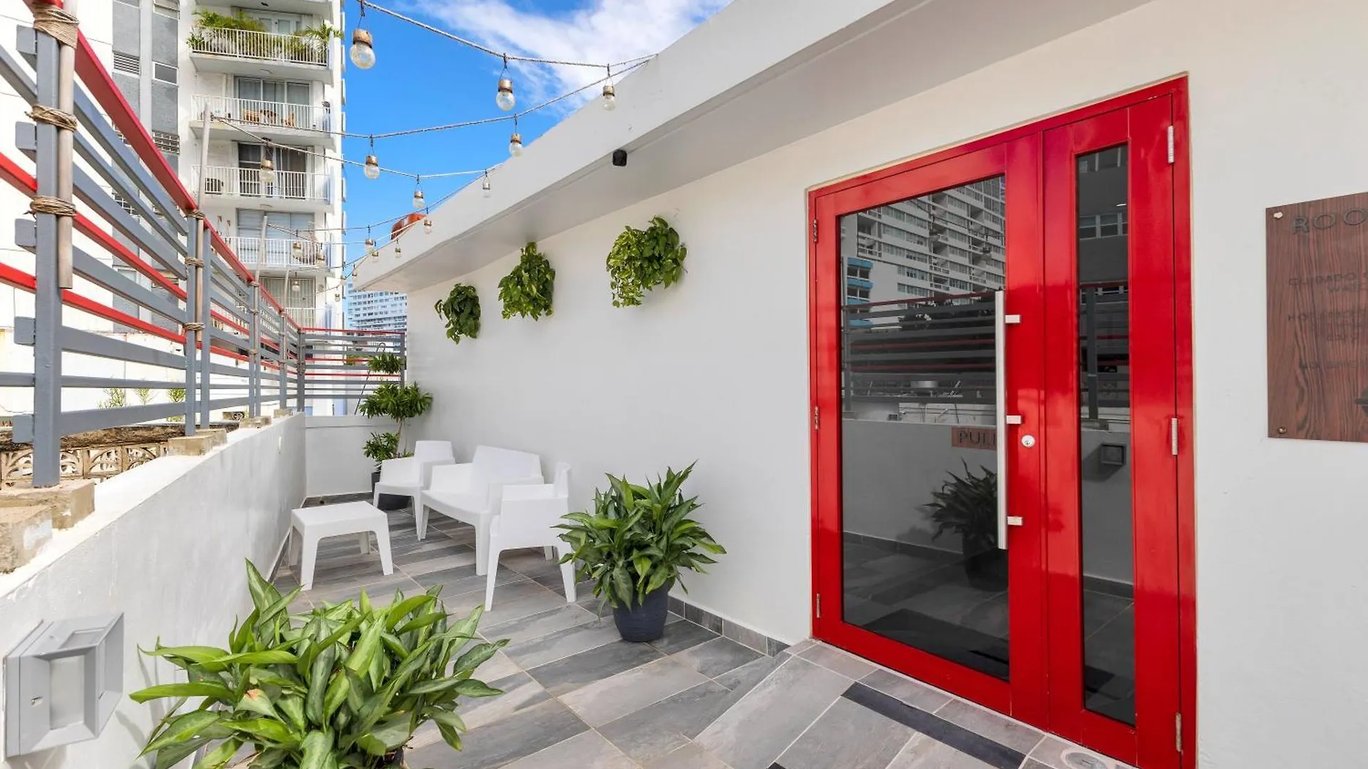Отель Red Door Inn Сан-Хуан